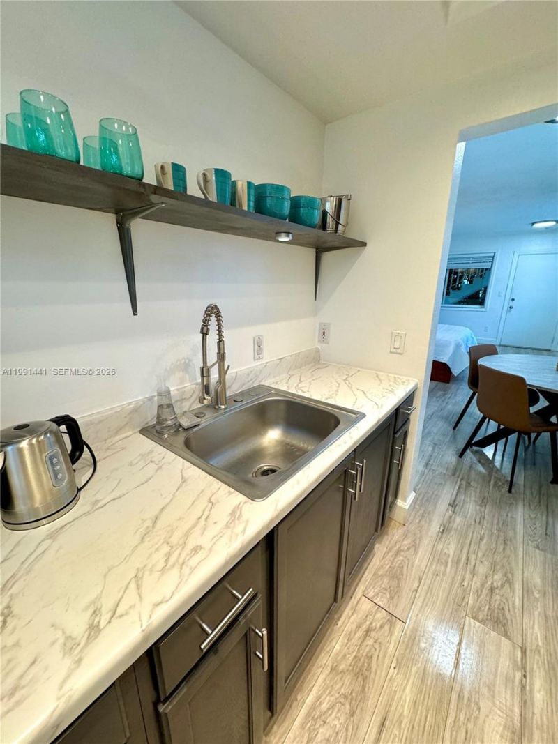 740 11th St, Unit 3A, Miami Beach, FL 33139 Photo