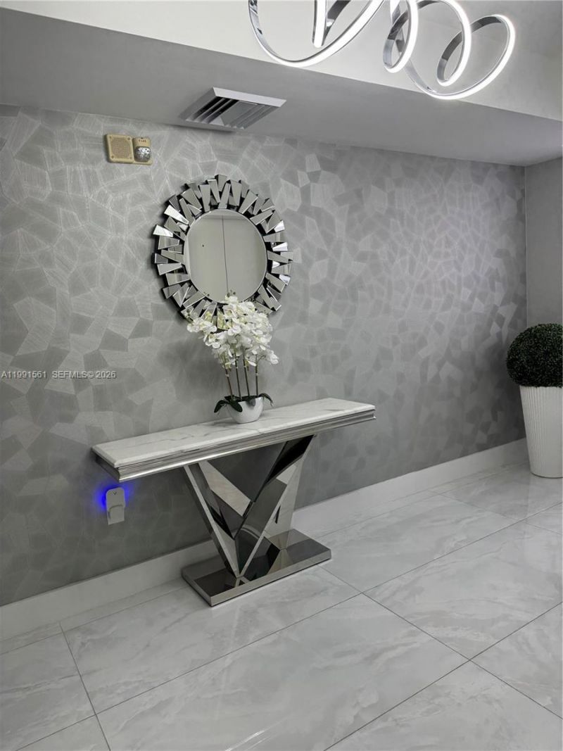 18800 NE 29th Ave , Unit 822, Aventura, FL 33180 Photo