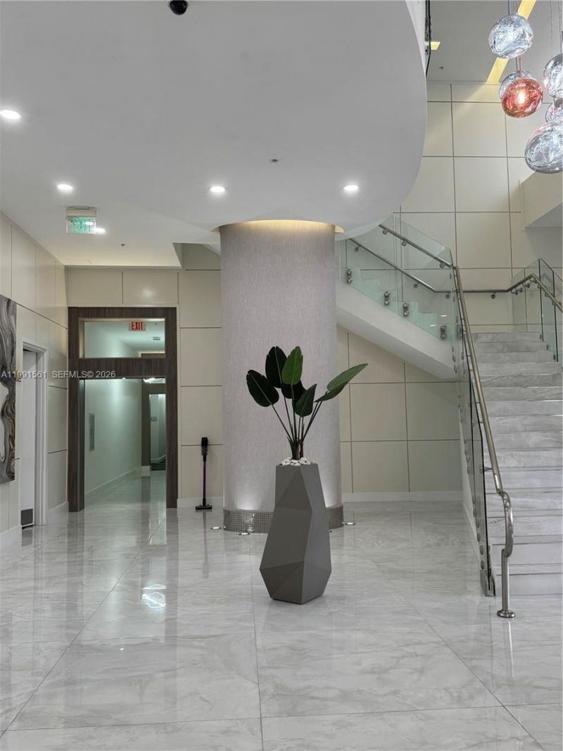 18800 NE 29th Ave , Unit 822, Aventura, FL 33180 Photo