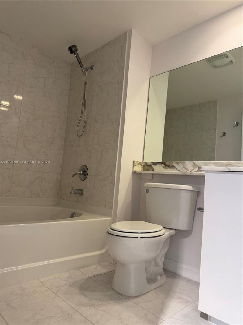 18800 NE 29th Ave , Unit 822, Aventura, FL 33180 Photo