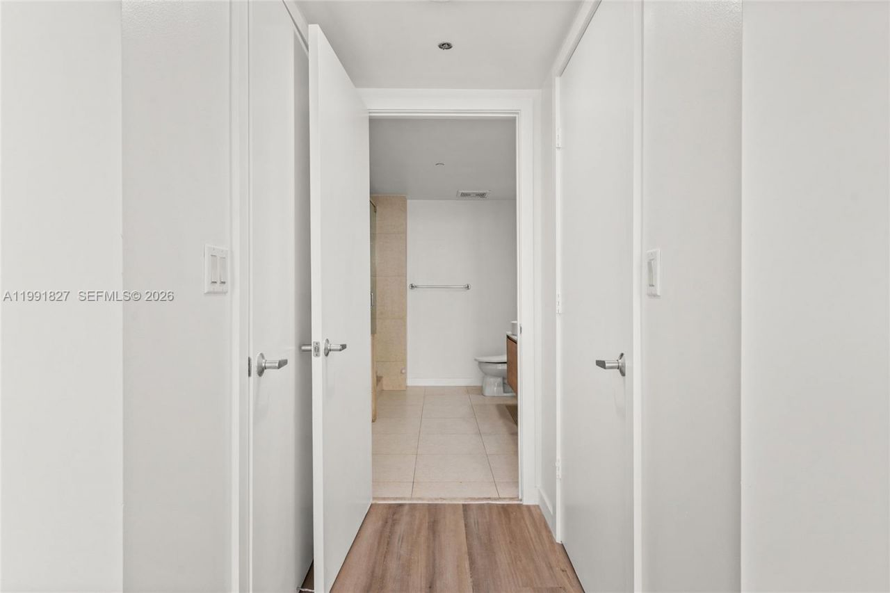 50 Biscayne Blvd, Unit 4111, Miami, FL 33132 Photo