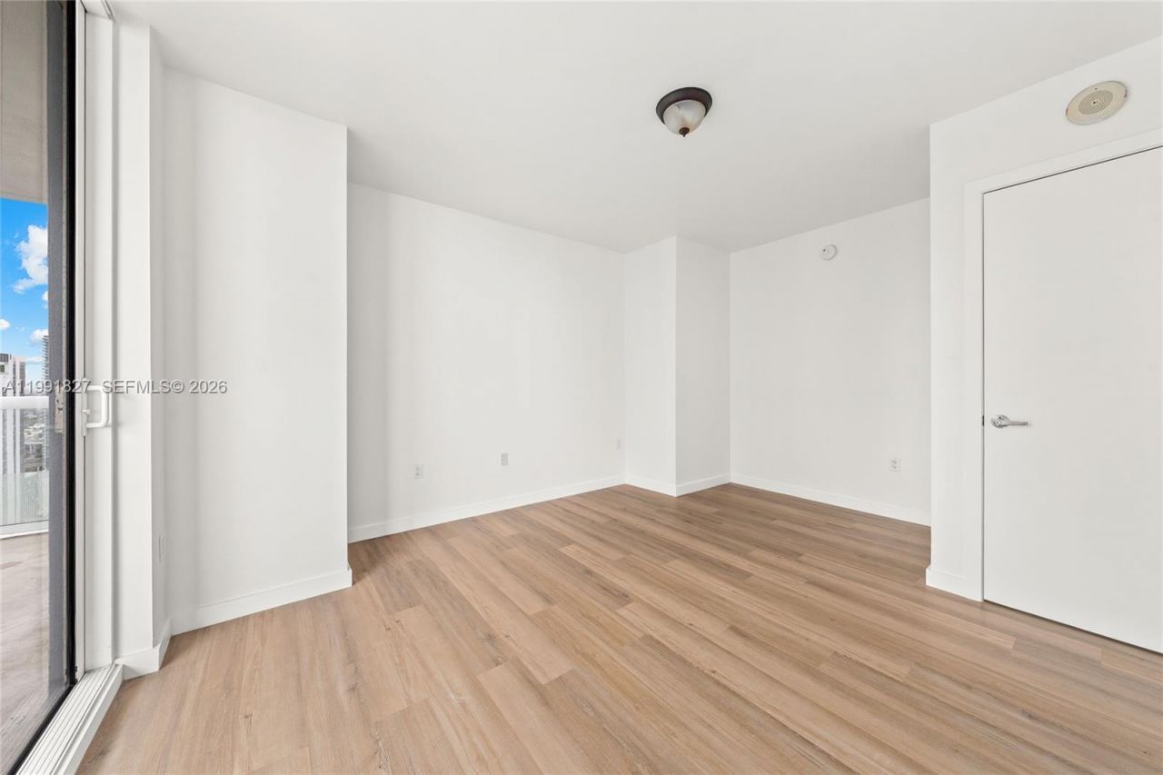 50 Biscayne Blvd, Unit 4111, Miami, FL 33132 Photo