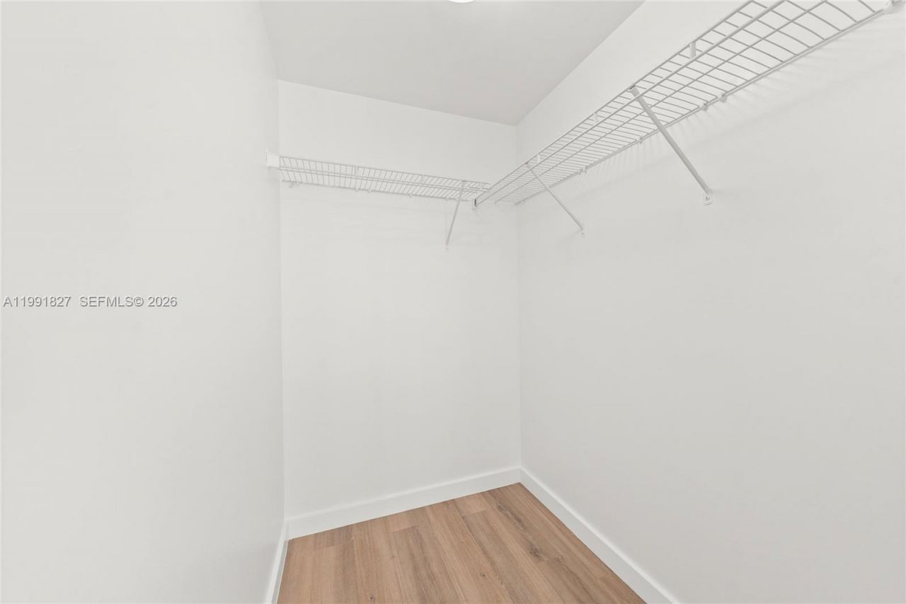 50 Biscayne Blvd, Unit 4111, Miami, FL 33132 Photo