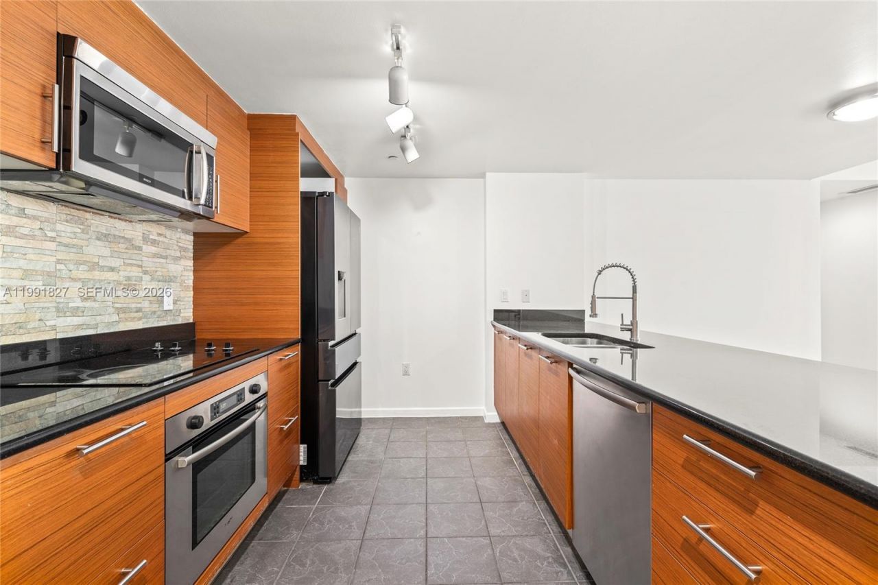 50 Biscayne Blvd, Unit 4111, Miami, FL 33132 Photo