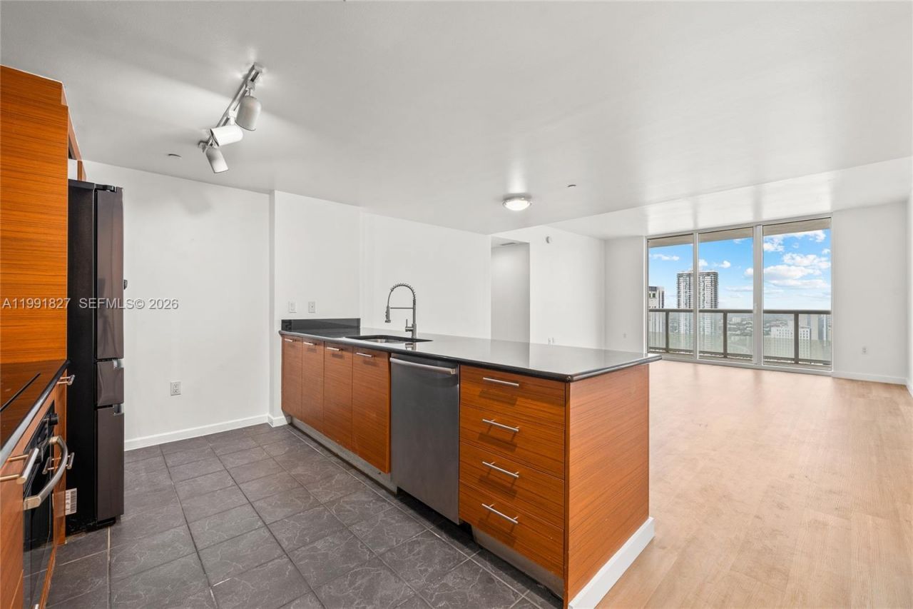 50 Biscayne Blvd, Unit 4111, Miami, FL 33132 Photo