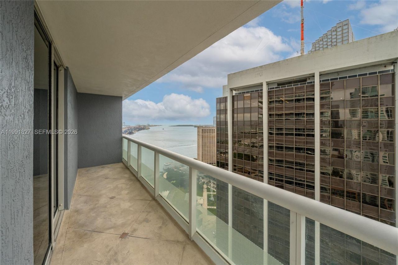 50 Biscayne Blvd, Unit 4111, Miami, FL 33132 Photo