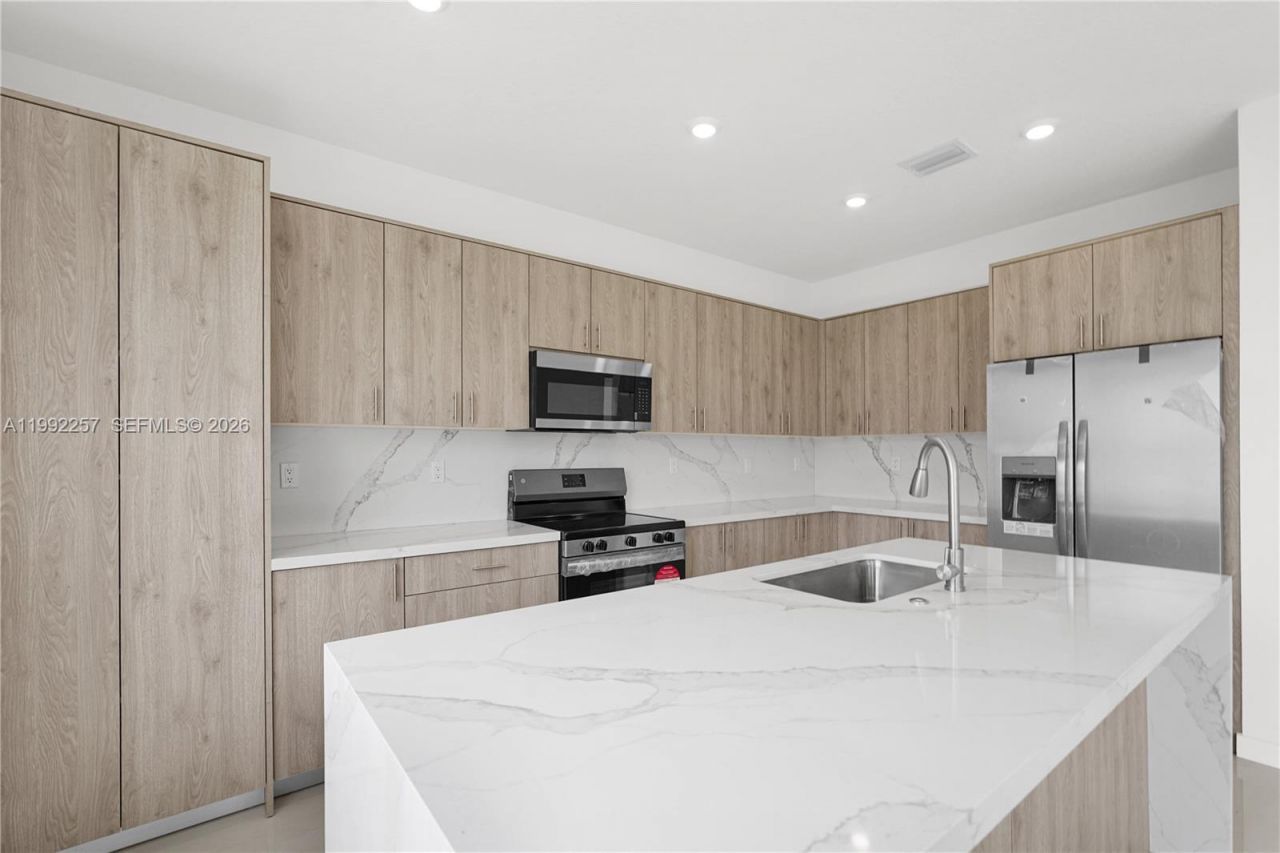 22431 SW 125 Ave, Unit 19A, Miami, FL 33170 Photo