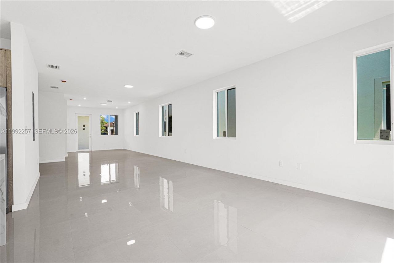 22431 SW 125 Ave, Unit 19A, Miami, FL 33170 Photo