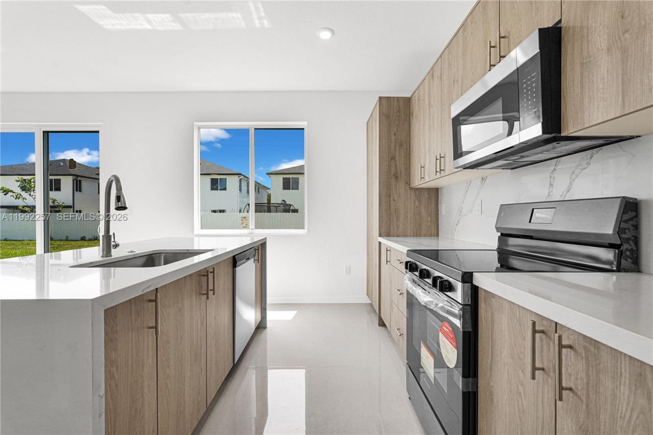 22431 SW 125 Ave, Unit 19A, Miami, FL 33170 Photo