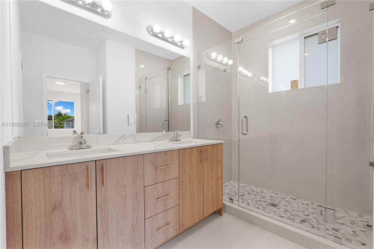 22431 SW 125 Ave, Unit 19A, Miami, FL 33170 Photo
