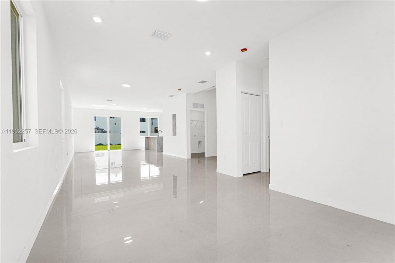 22431 SW 125 Ave, Unit 19A, Miami, FL 33170 Photo
