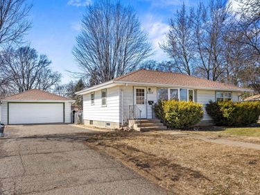 5333 James Avenue N, Brooklyn Center, MN 55430