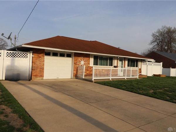 3913 Elmira Drive, Kettering, OH 45439