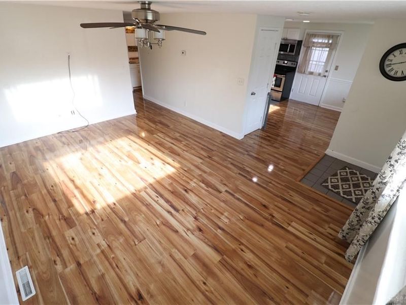 3913 Elmira Drive, Kettering, OH 45439 Photo 11