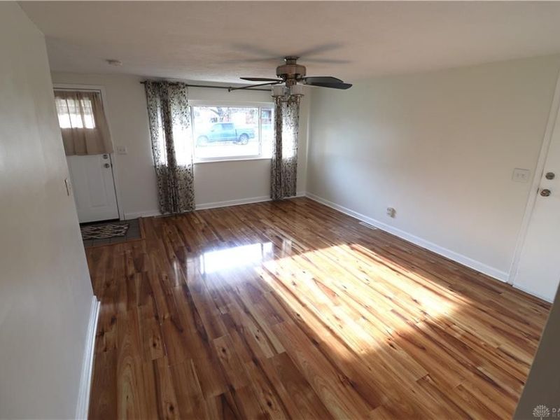 3913 Elmira Drive, Kettering, OH 45439 Photo 13