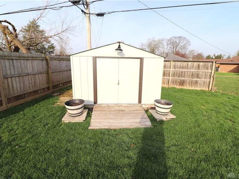 3913 Elmira Drive, Kettering, OH 45439 Photo 27