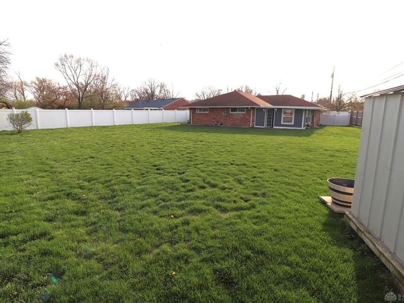 3913 Elmira Drive, Kettering, OH 45439 Photo 28