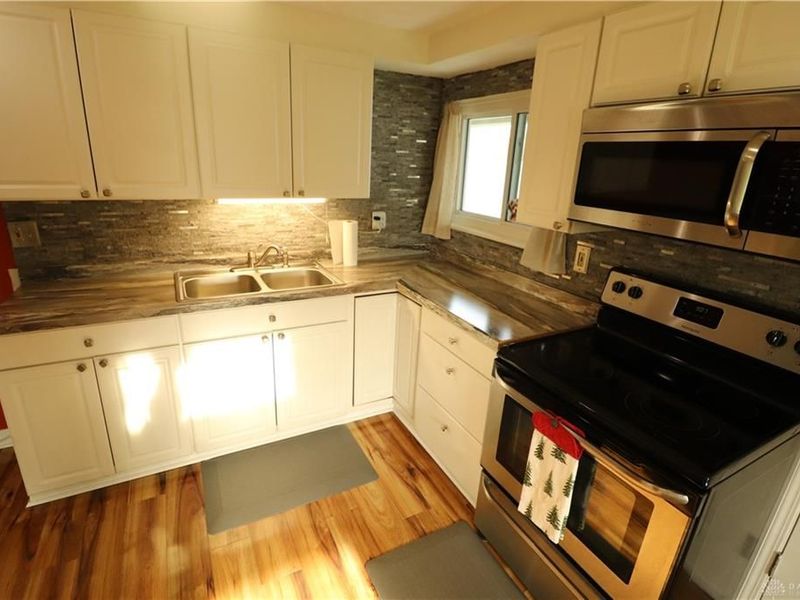 3913 Elmira Drive, Kettering, OH 45439 Photo 6