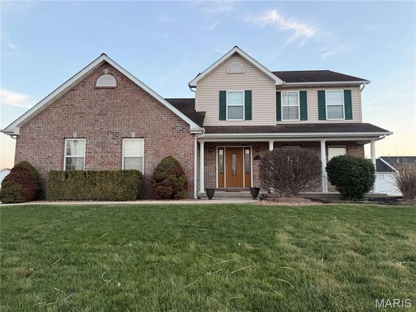 148 Patriots Drive, Bethalto, IL 62010