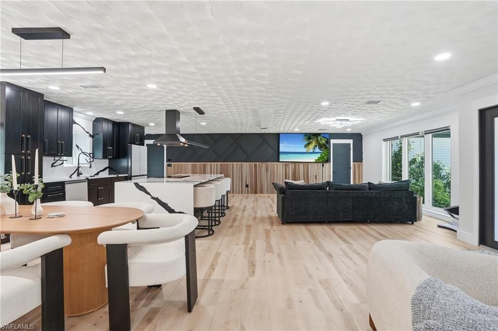 3931 W Riverside Dr , Fort Myers, FL 33901 Photo