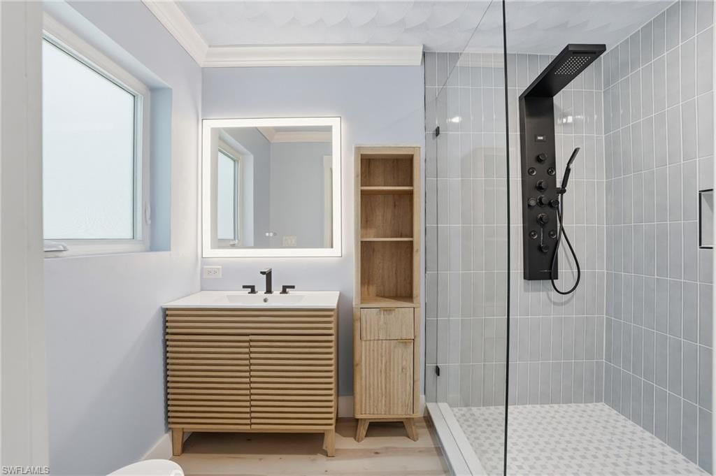 3931 W Riverside Dr , Fort Myers, FL 33901 Photo