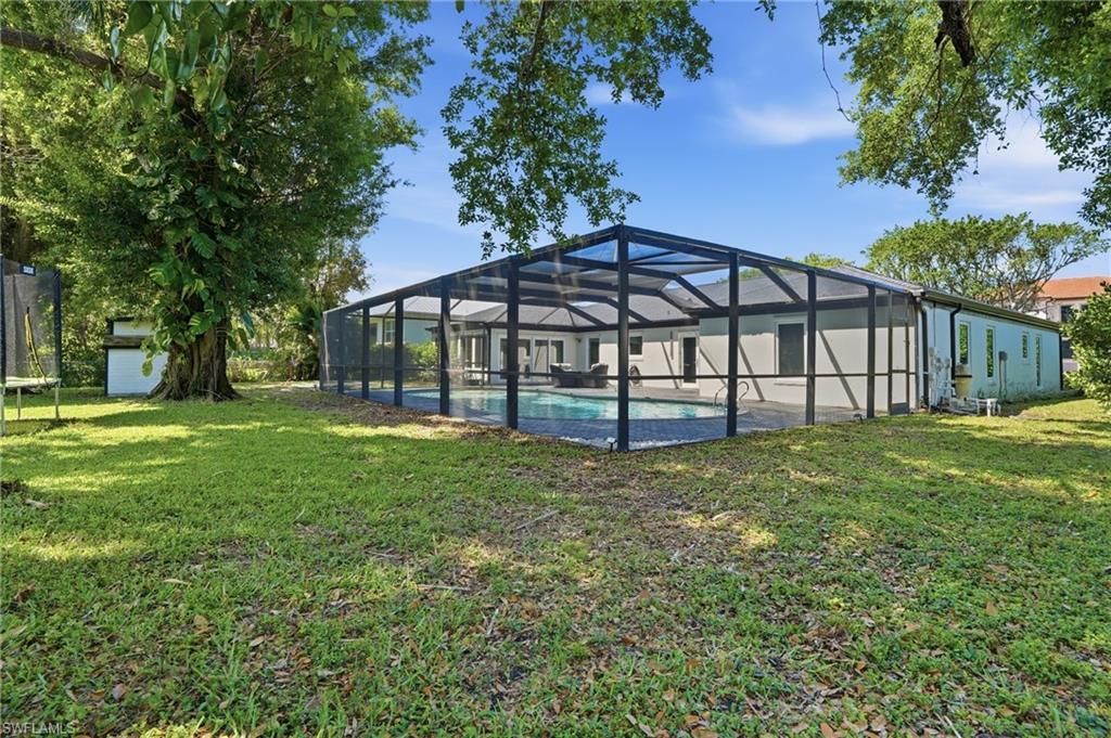 3931 W Riverside Dr, Fort Myers, FL 33901 Photo