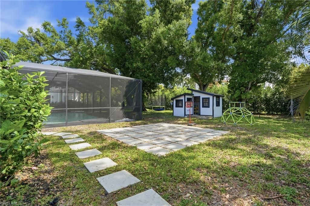 3931 W Riverside Dr, Fort Myers, FL 33901 Photo