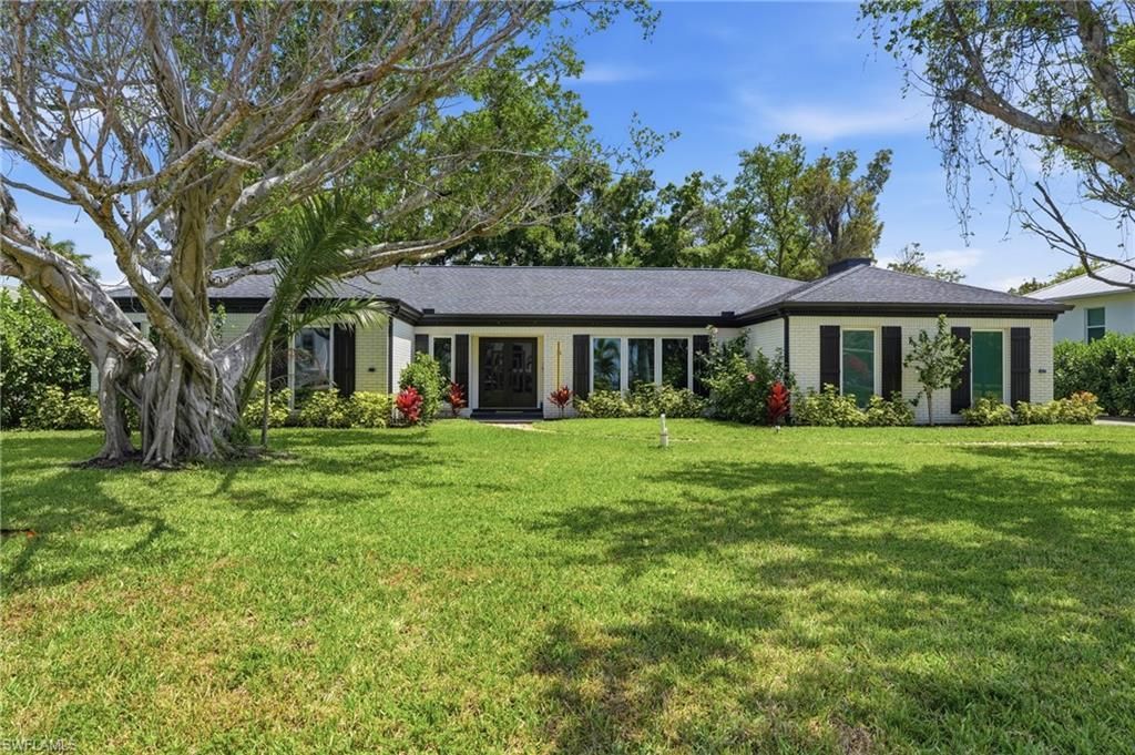 3931 W Riverside Dr, Fort Myers, FL 33901 Photo
