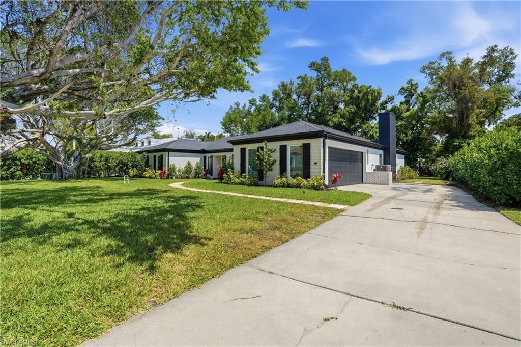 3931 W Riverside Dr , Fort Myers, FL 33901 Photo