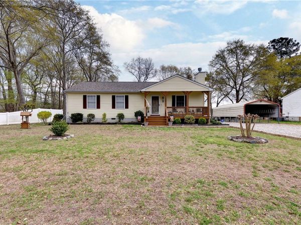 1025 Riverside Drive , Lanexa, VA 23089
