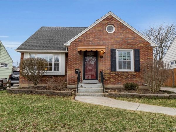 75 Albion Avenue , Buffalo, NY 14226