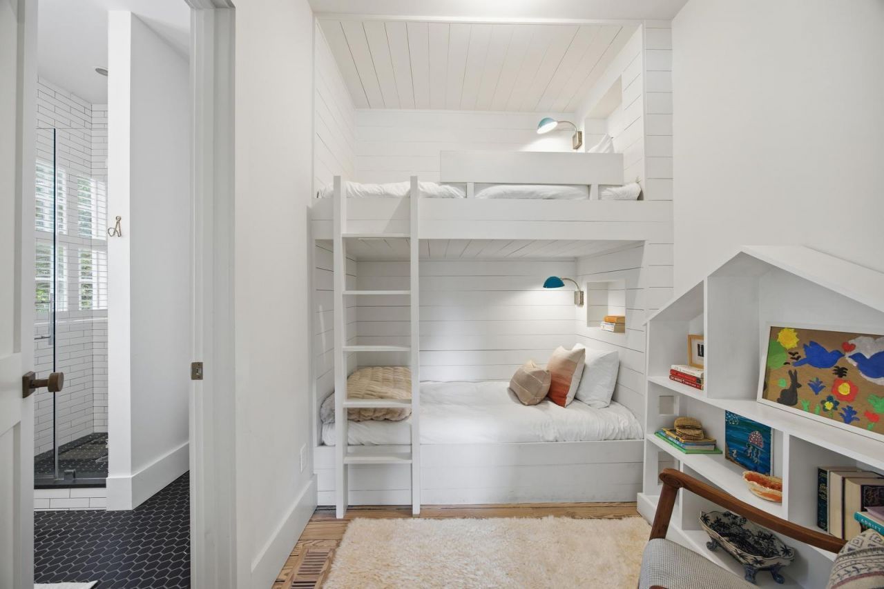 2508 Myrtle Avenue Photo 31