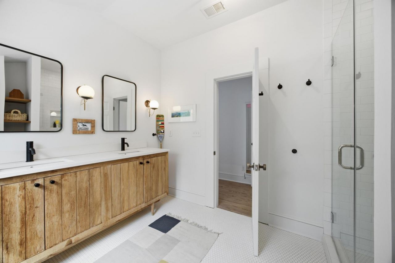 2508 Myrtle Avenue Photo 44