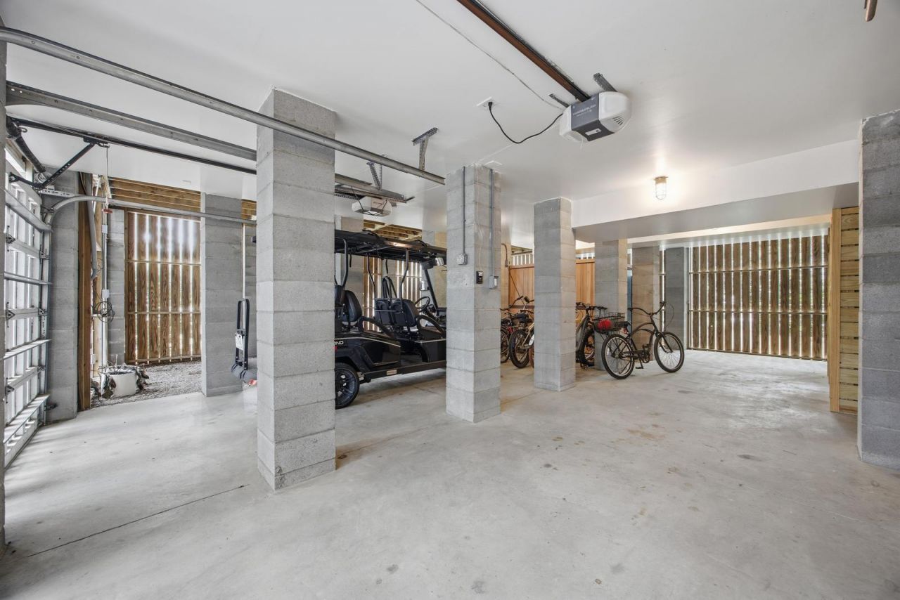 2508 Myrtle Avenue Photo 58