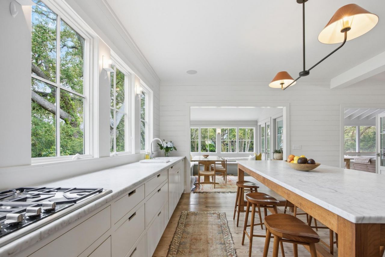 2508 Myrtle Avenue Photo 8