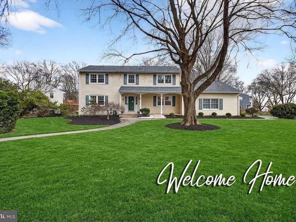 2 SPRINGWOOD DRIVE, PRINCETON JUNCTION, NJ 08550