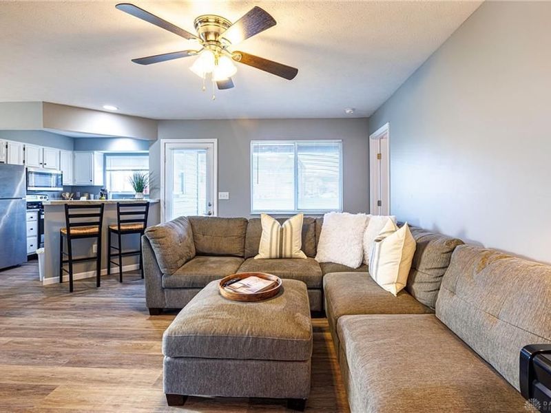 1528 Spinnaker Way, Washington Township, OH 45458 Photo 6