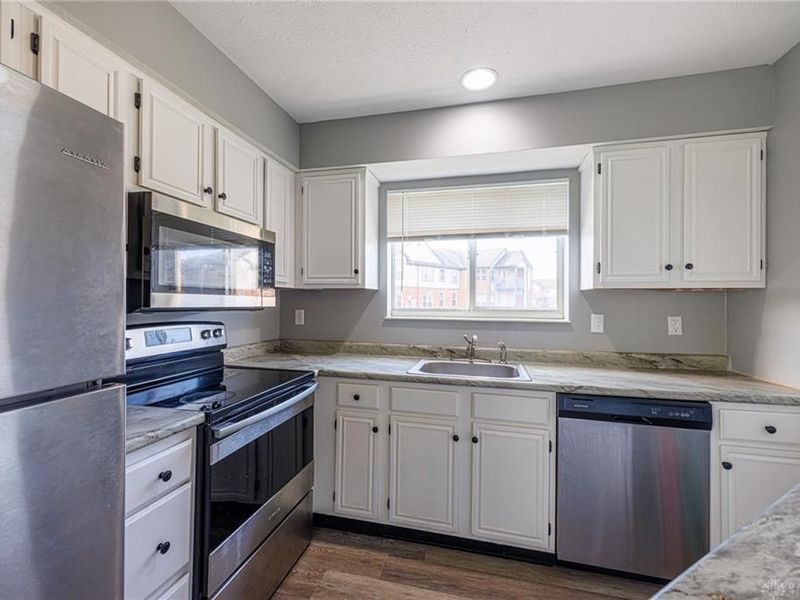 1528 Spinnaker Way, Washington Township, OH 45458 Photo 9