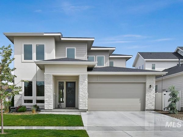 8448 W Brooks Dr, Boise, ID 83714