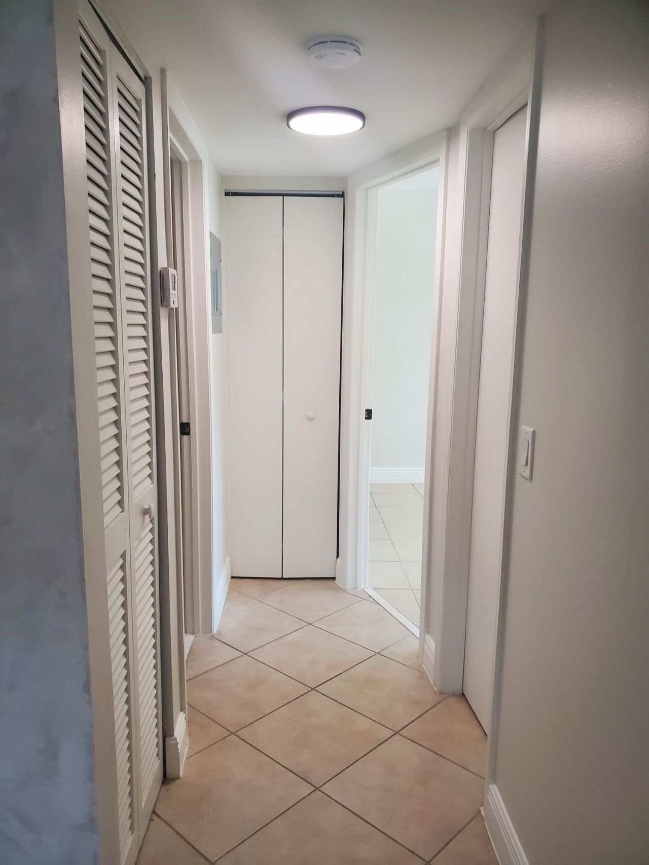 313 SW 1st Court Sw, Unit L-4, Pompano Beach, FL 33060 Photo