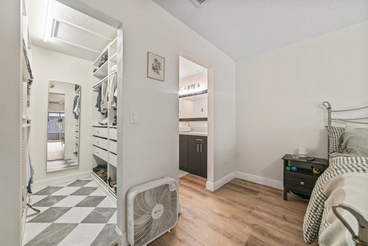 9651 SW 9th Court, Pembroke Pines, FL 33025 Photo