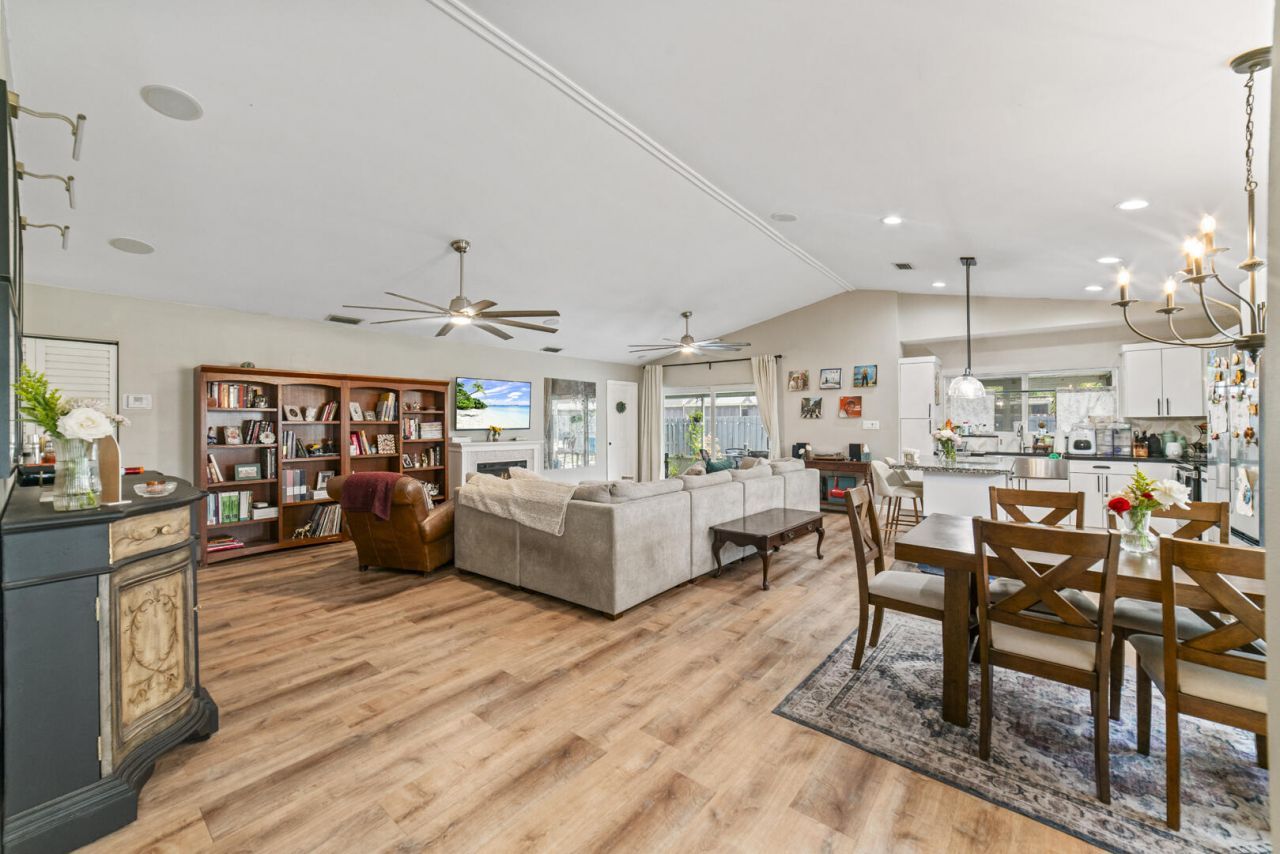 9651 SW 9th Court, Pembroke Pines, FL 33025 Photo