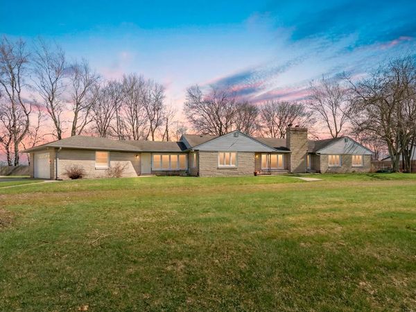 8390 Gull Road, Richland, MI 49083