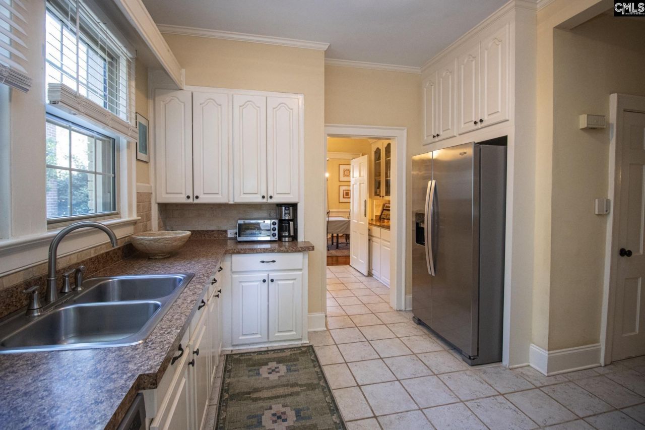 2424 Monroe Street Photo 11