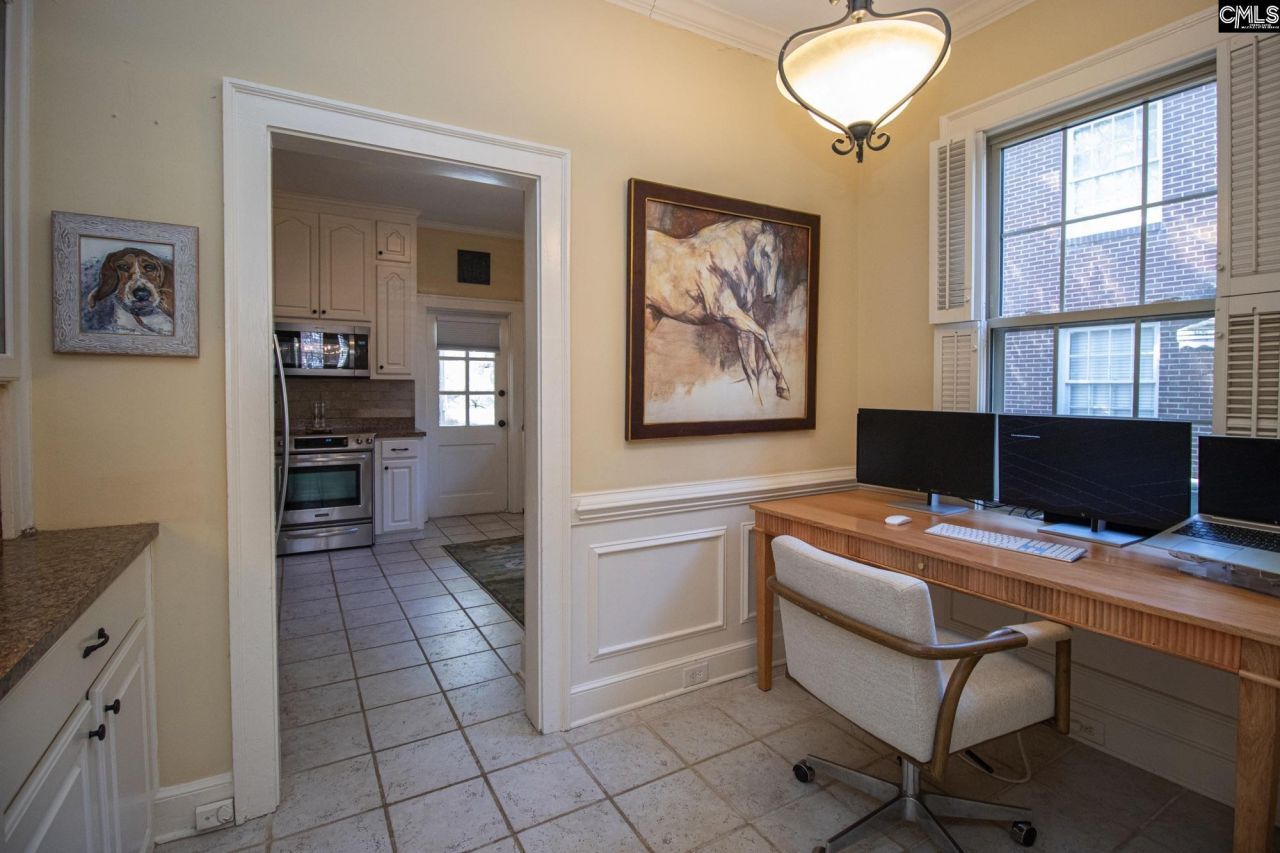 2424 Monroe Street Photo 13