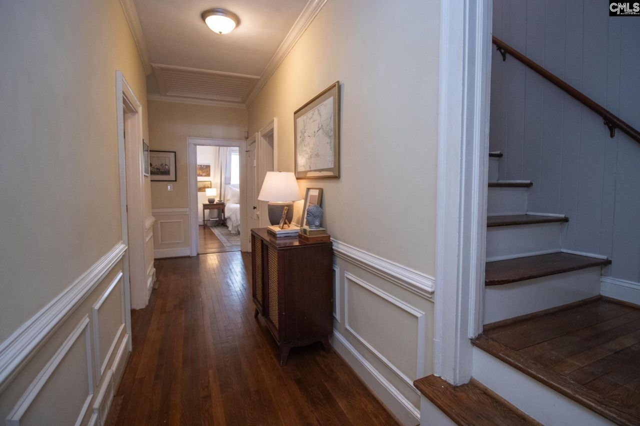 2424 Monroe Street Photo 17