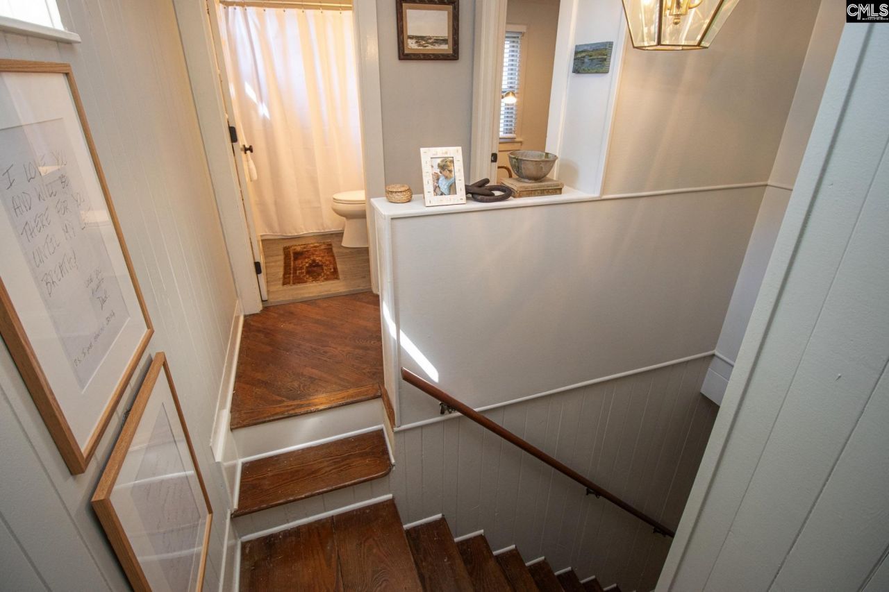 2424 Monroe Street Photo 21