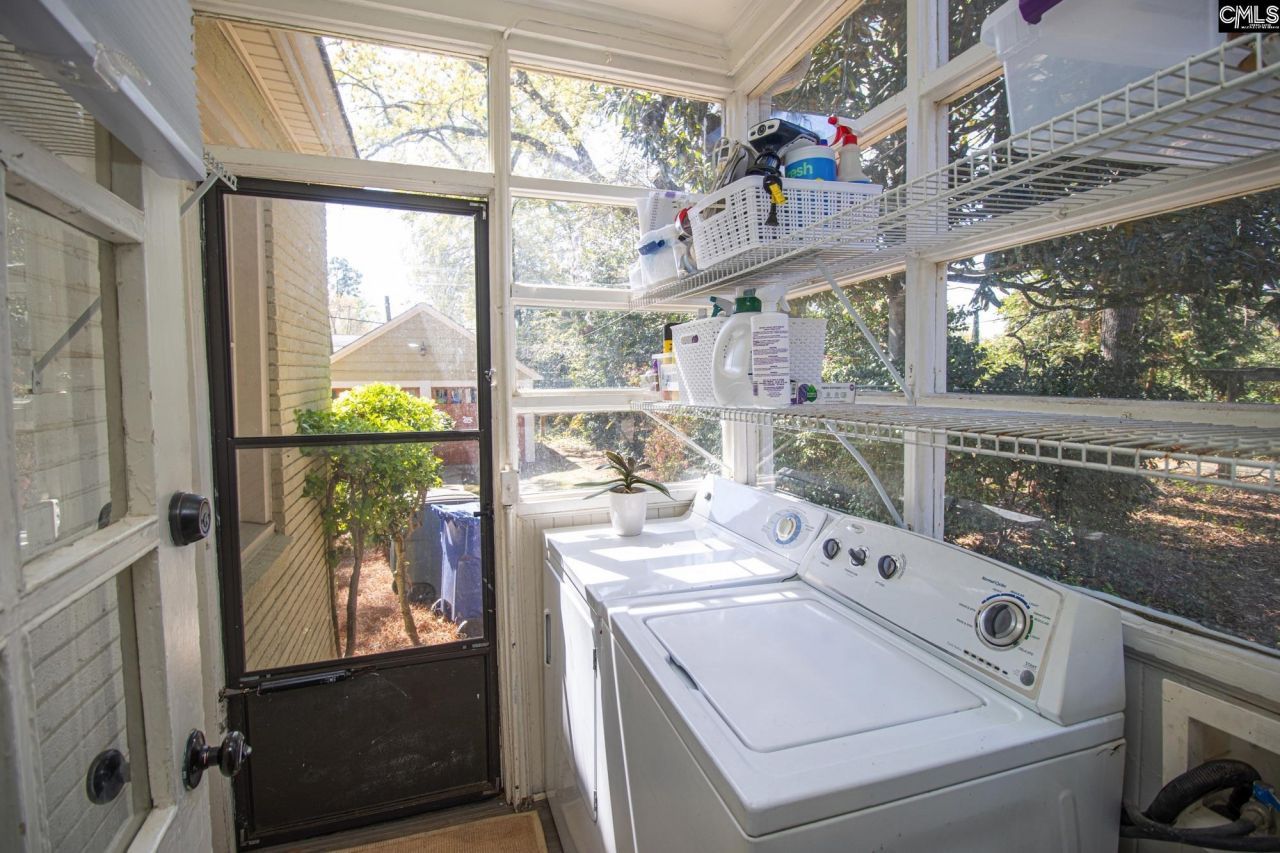 2424 Monroe Street Photo 24