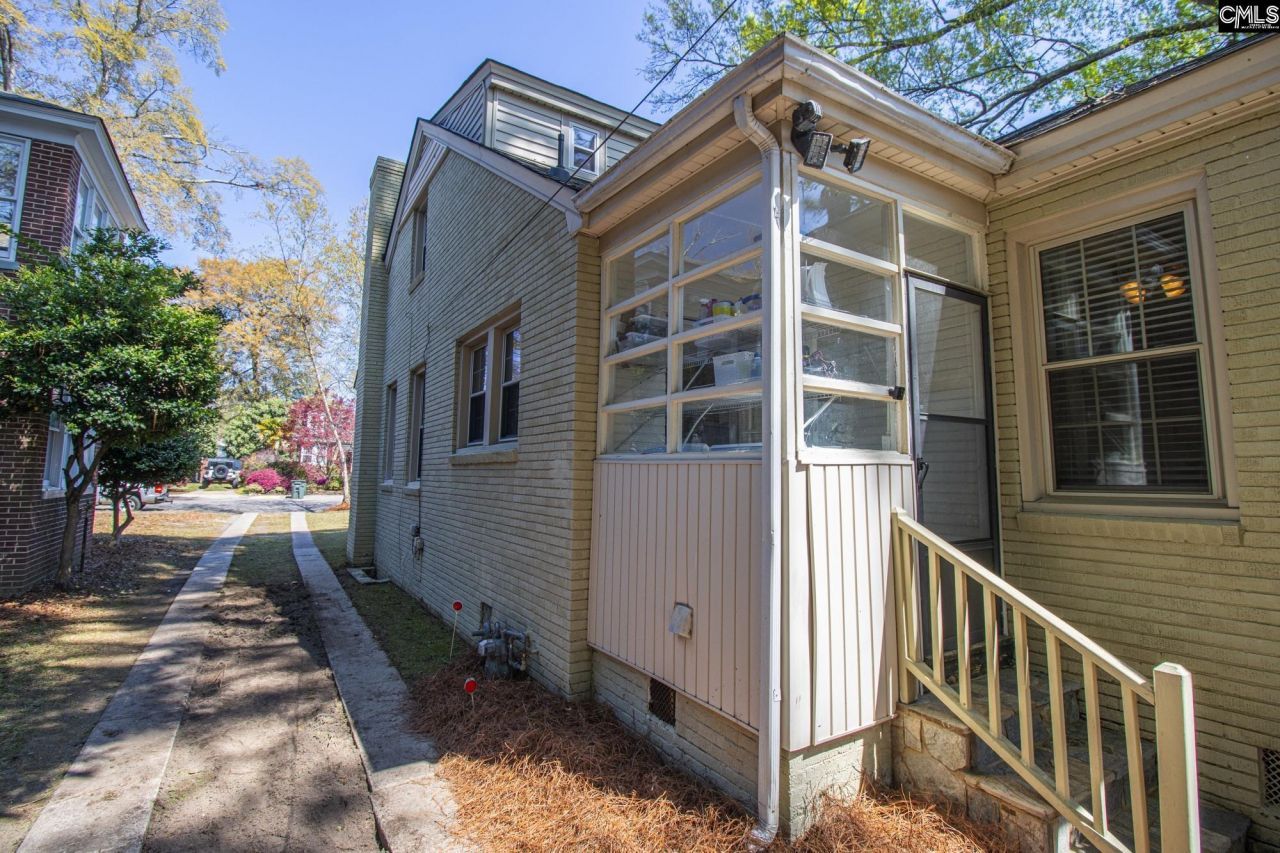 2424 Monroe Street Photo 25