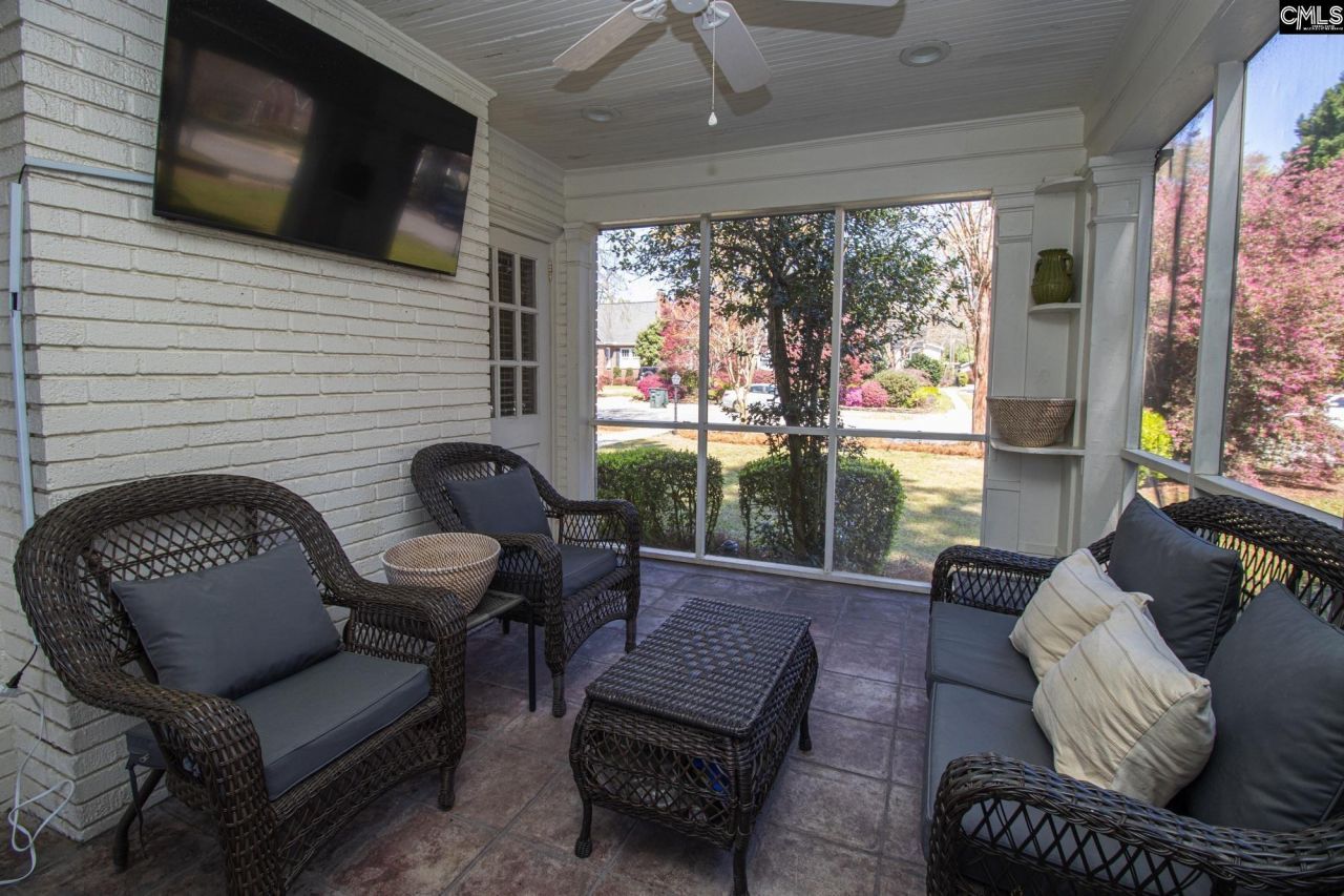 2424 Monroe Street Photo 29